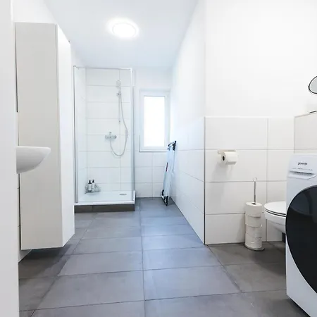 Appartement Fuer 4: Wifi, Kueche, Netflix, Zentral