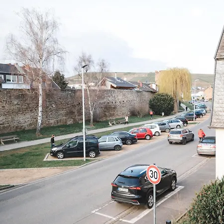 Appartement Fuer 4: Wifi, Kueche, Netflix, Zentral *