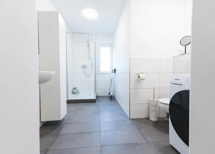 Apartamento Fuer 4: Wifi, Kueche, Netflix, Zentral